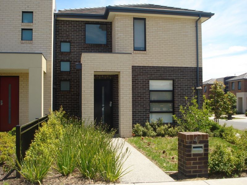 41 Evergreen Boulevard, Clayton South VIC 3169