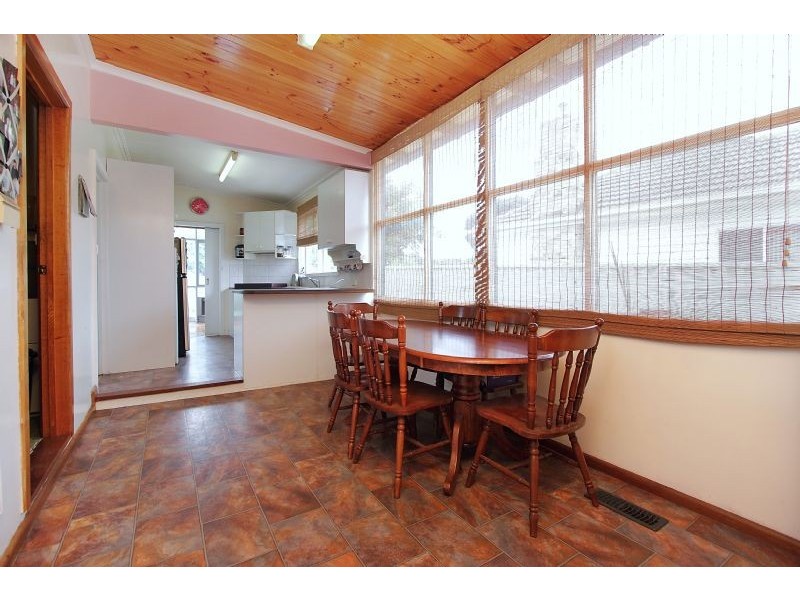 52 View Street, Clayton VIC 3168