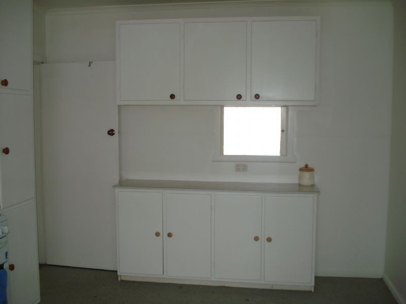 7 Fairbank Road, Clayton South VIC 3169