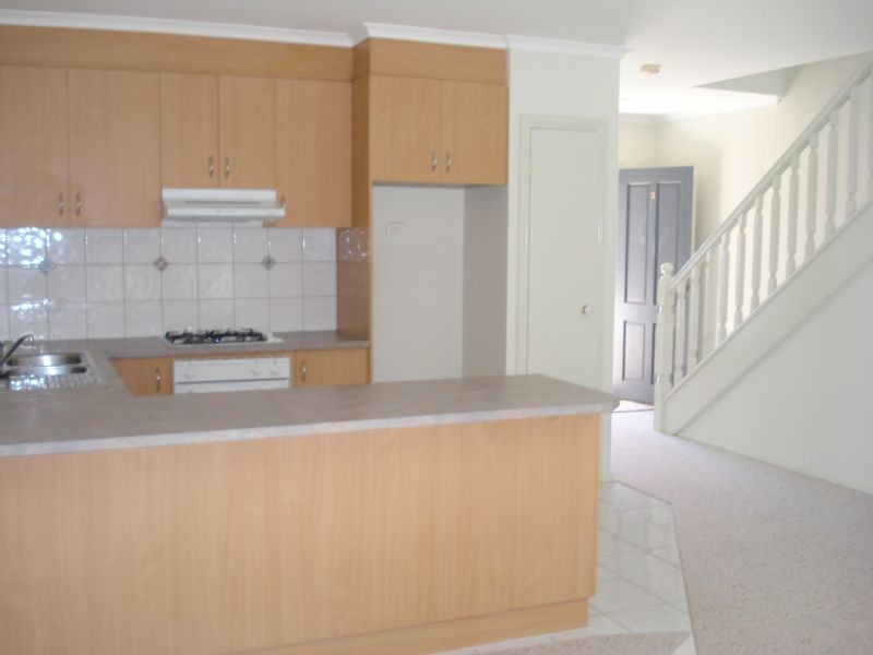 3/2 Colin Road, Oakleigh South VIC 3167