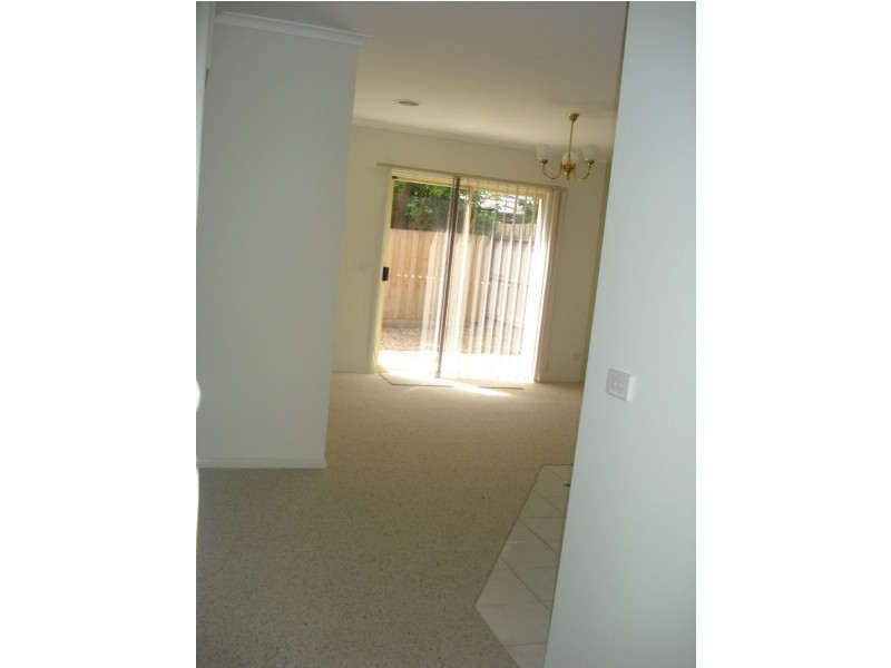 3/2 Colin Road, Oakleigh South VIC 3167