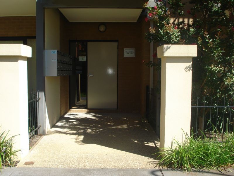 6/1 Greenfield Drive, Clayton VIC 3168