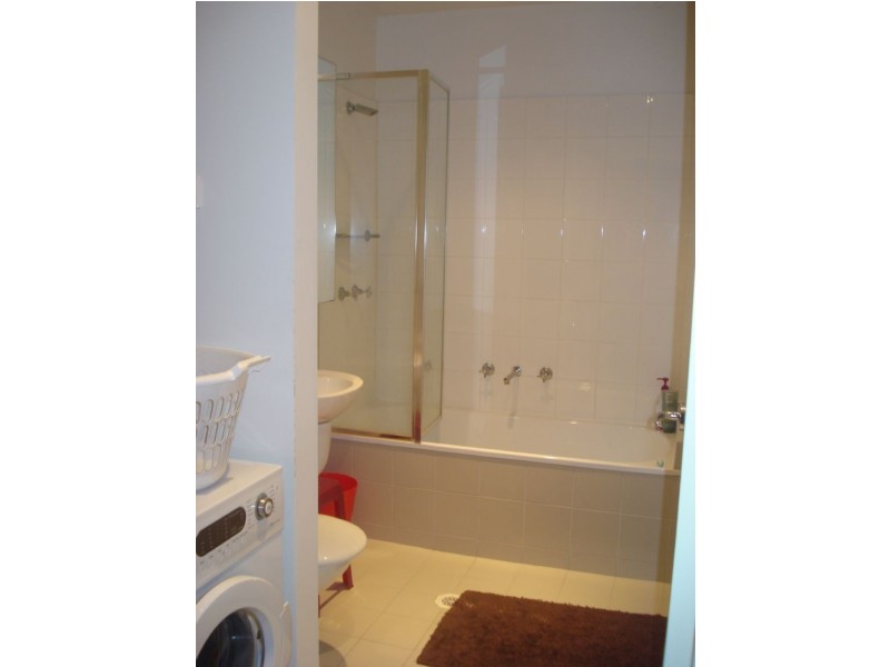 6/1 Greenfield Drive, Clayton VIC 3168