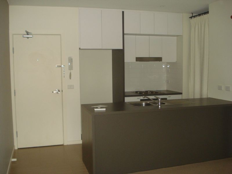 31/1 Greenfield Drive, Clayton VIC 3168