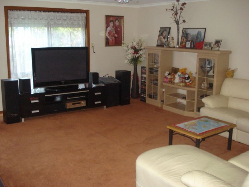 12 Poulter Crescent, Clarinda VIC 3169