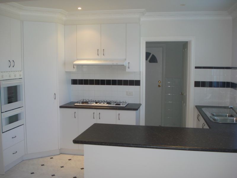 4/21-23 Robinson Street, Clayton VIC 3168