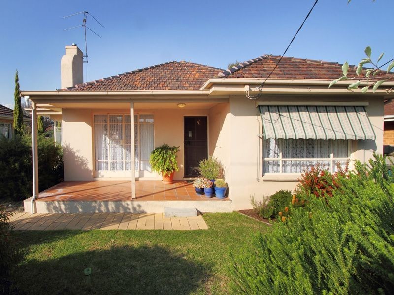 1/4 Murdo Road, Clayton VIC 3168