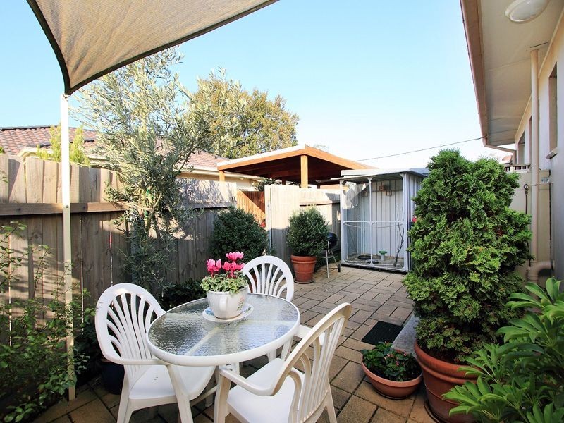 1/4 Murdo Road, Clayton VIC 3168