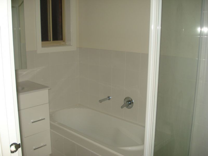 2/12 Keith Street, Oakleigh East VIC 3166