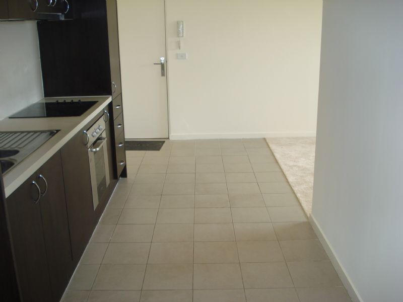 18/1324-1328 Centre Road, Clayton VIC 3168