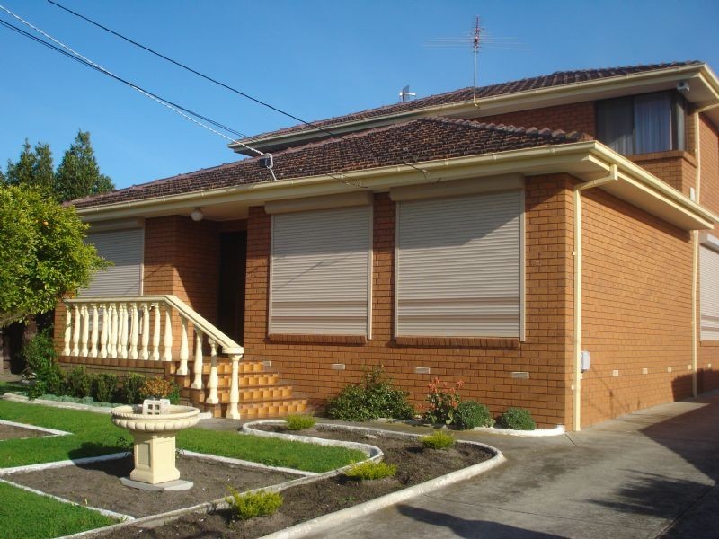 19 Scotsburn Avenue, Clayton VIC 3168