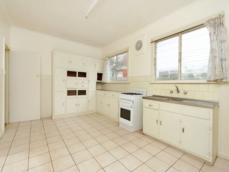 13 First Street, Clayton VIC 3168