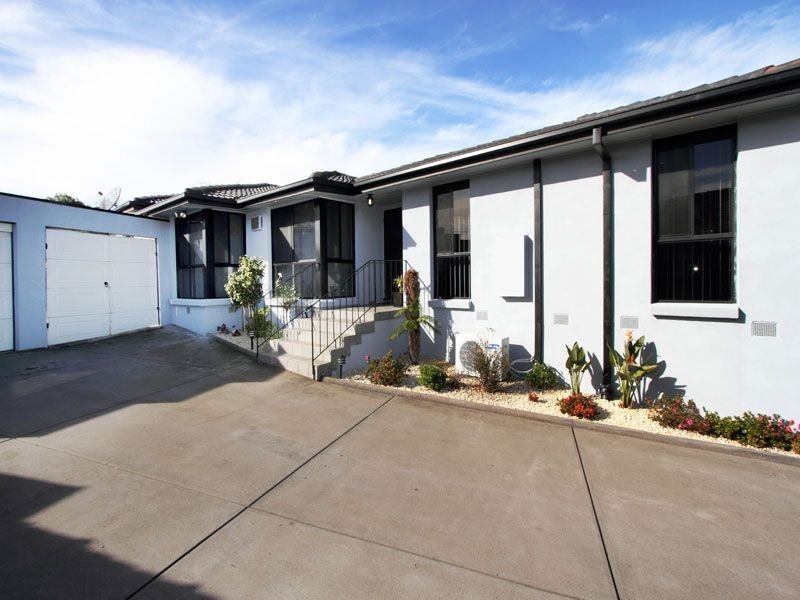 9 Miranda Close, Clayton South VIC 3169