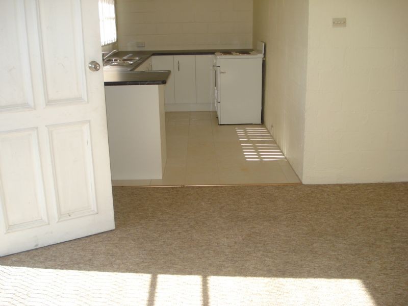 1/9 Melosa Avenue, Clayton South VIC 3169