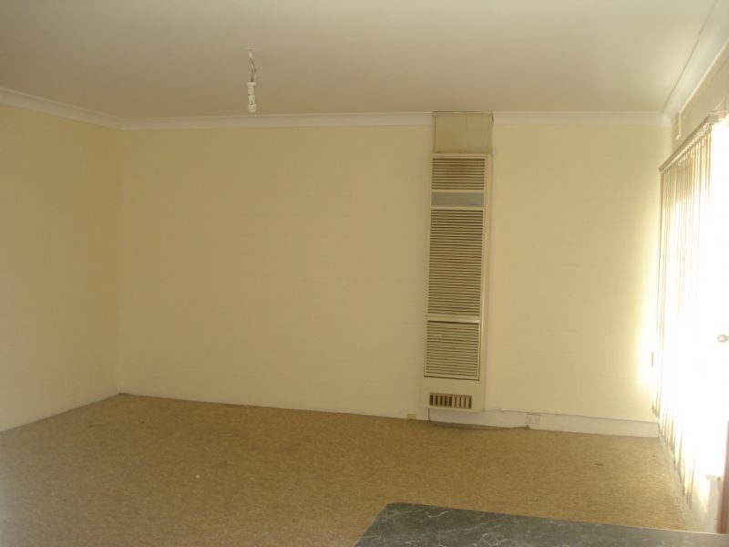 1/9 Melosa Avenue, Clayton South VIC 3169