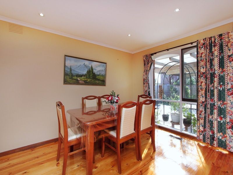 19 Hunt Crescent, Clarinda VIC 3169