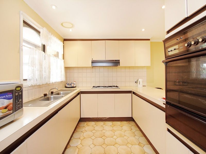 19 Hunt Crescent, Clarinda VIC 3169