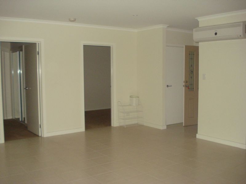 1/12 Keith Street, Oakleigh East VIC 3166