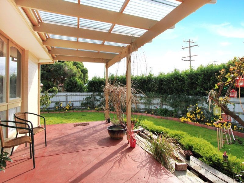 53 Glenelg Drive, Clayton South VIC 3169