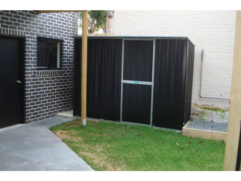2/111 Tiverton Drive, Mulgrave VIC 3170