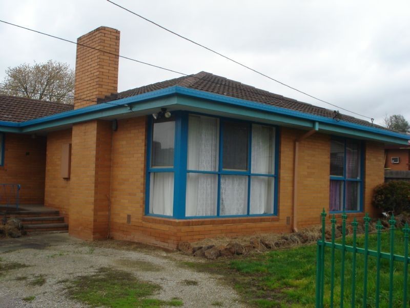 10 Magid Ave, Wheelers Hill VIC 3150