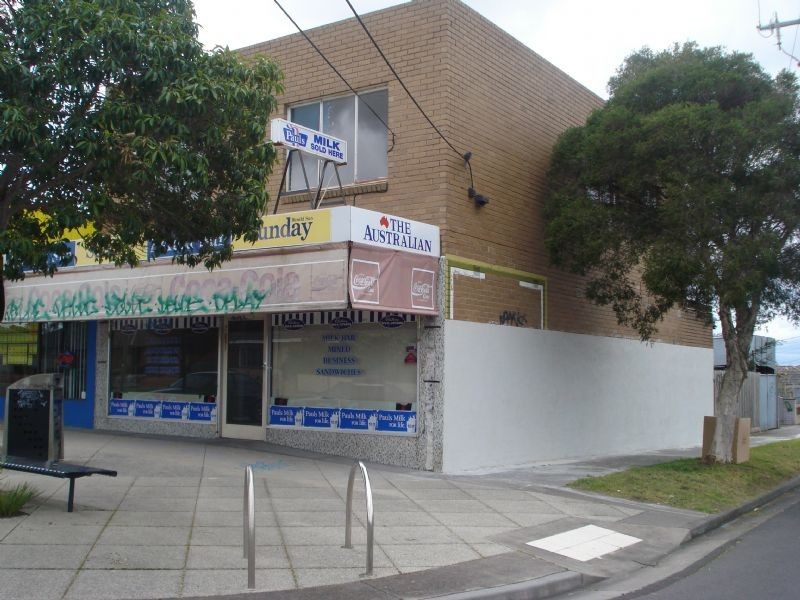 42 Scotsburn Avenue, Clayton VIC 3168