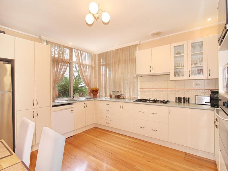 15 Keith Street, Oakleigh East VIC 3166