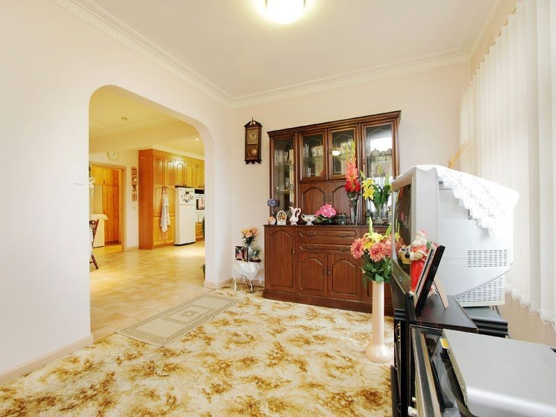 51 Harlington Street, Clayton VIC 3168