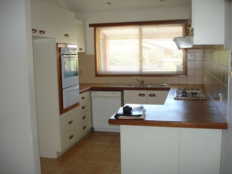 17/11 Hannah Street, Cheltenham VIC 3192