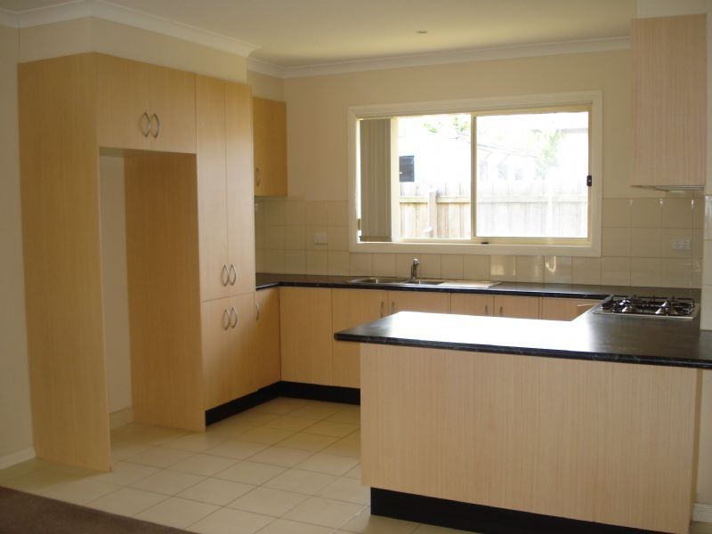 2/9 Fortuna Street, Clayton VIC 3168