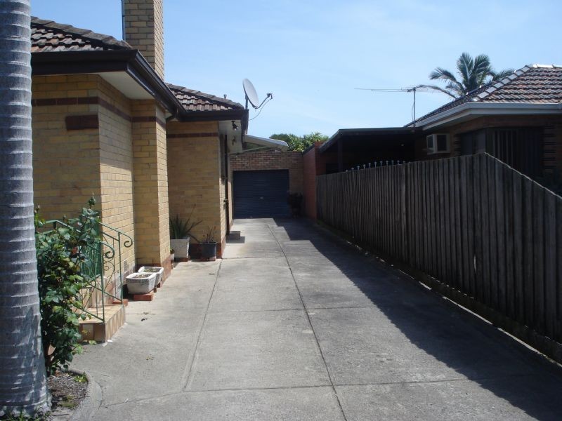18 Helena Street, Clayton VIC 3168