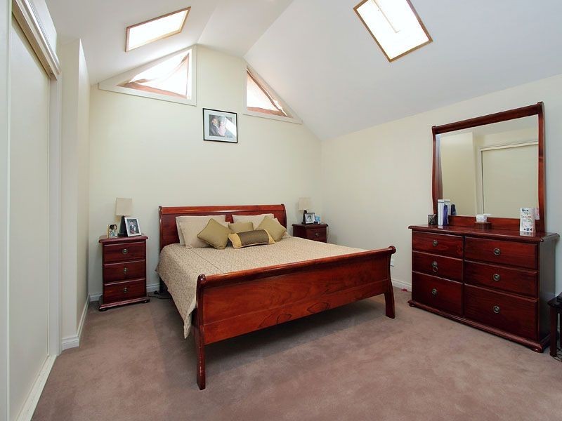 2/19 Third Street, Clayton South VIC 3169