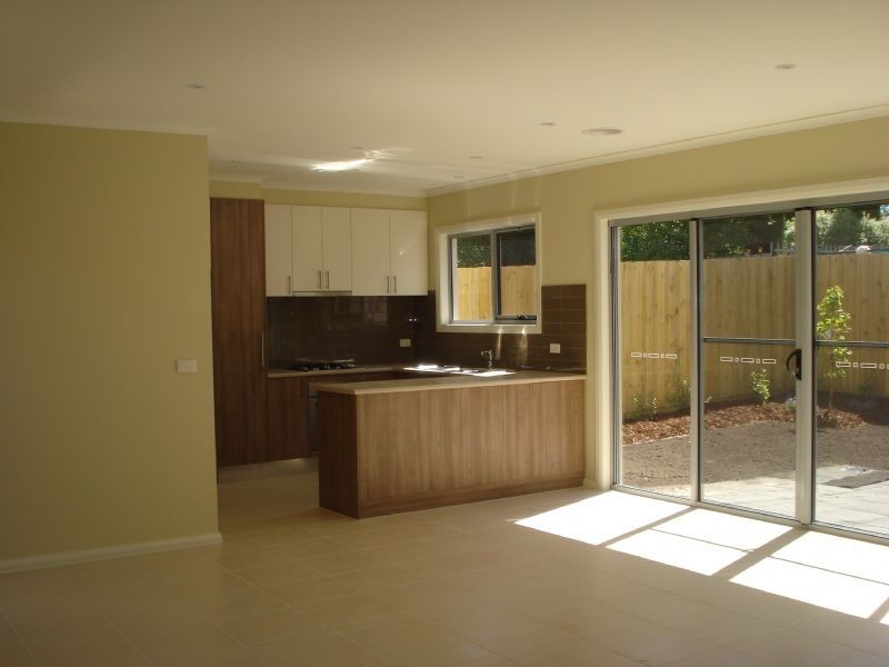 2/30 Andrew Street, Oakleigh VIC 3166