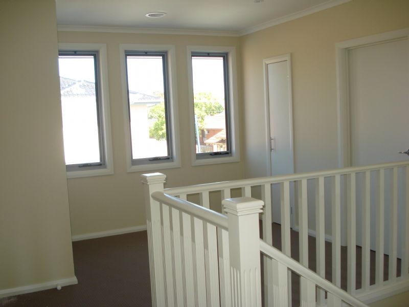 2/30 Andrew Street, Oakleigh VIC 3166