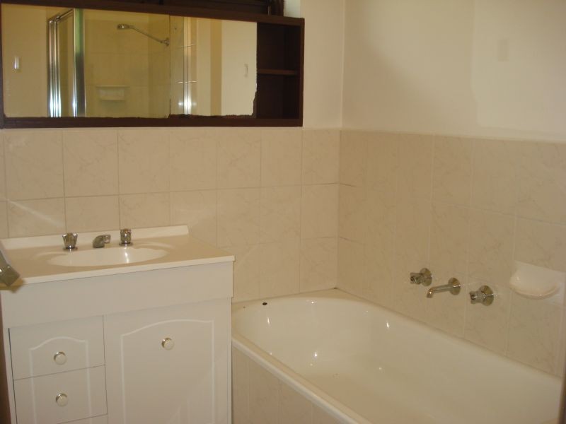 2/1 Adaleigh Court, Clayton VIC 3168