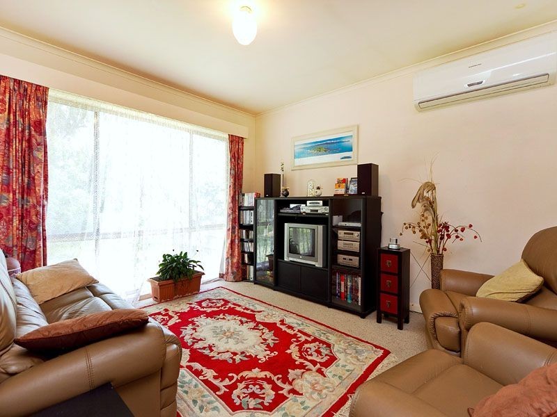 12 Wellington Road, Clayton VIC 3168