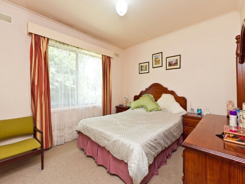 12 Wellington Road, Clayton VIC 3168