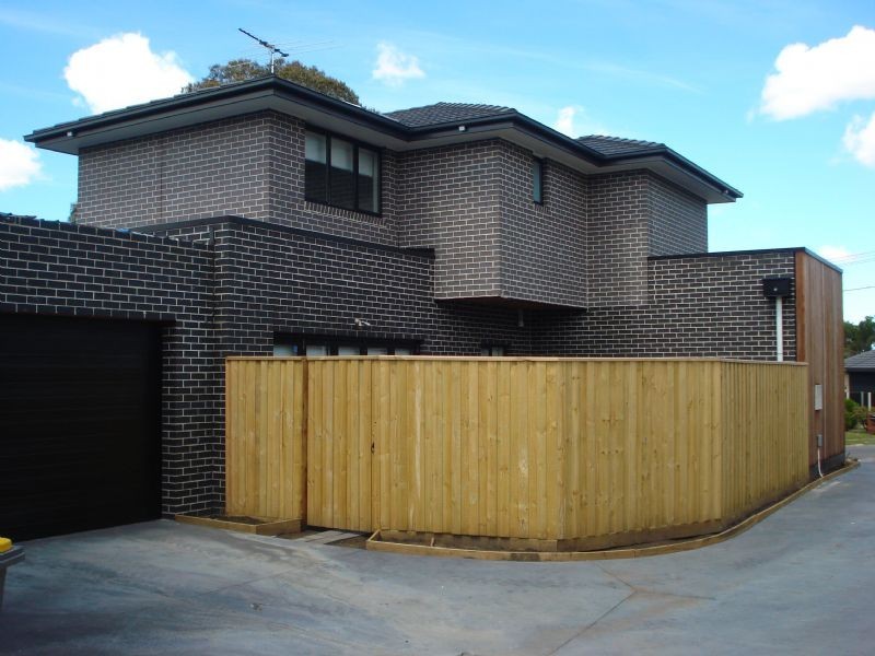 1/111 Tiverton Drive, Mulgrave VIC 3170