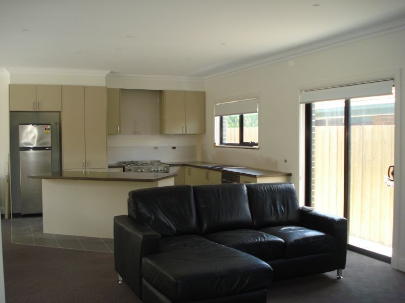 1/111 Tiverton Drive, Mulgrave VIC 3170