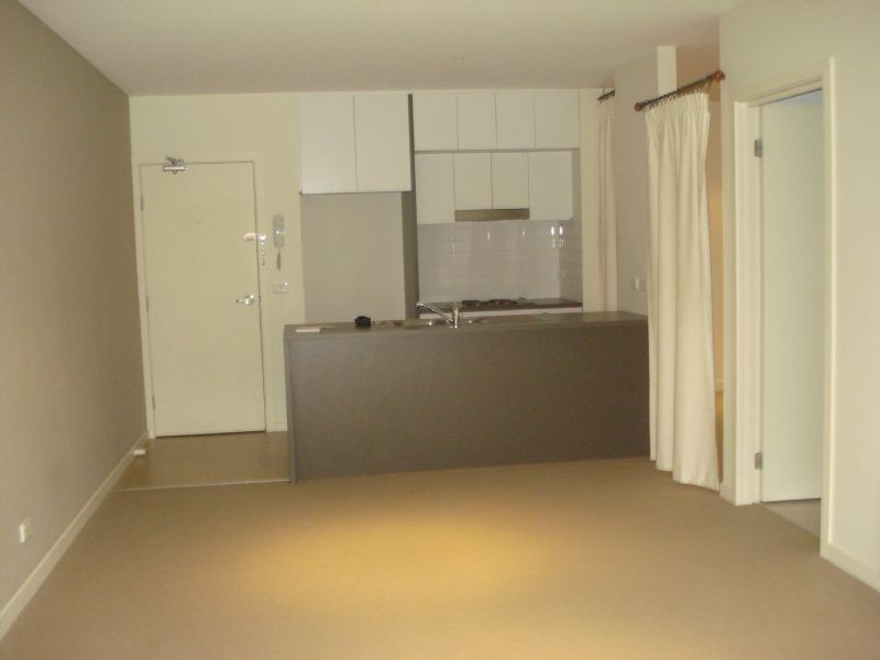 31/1 Greenfield Drive, Clayton VIC 3168