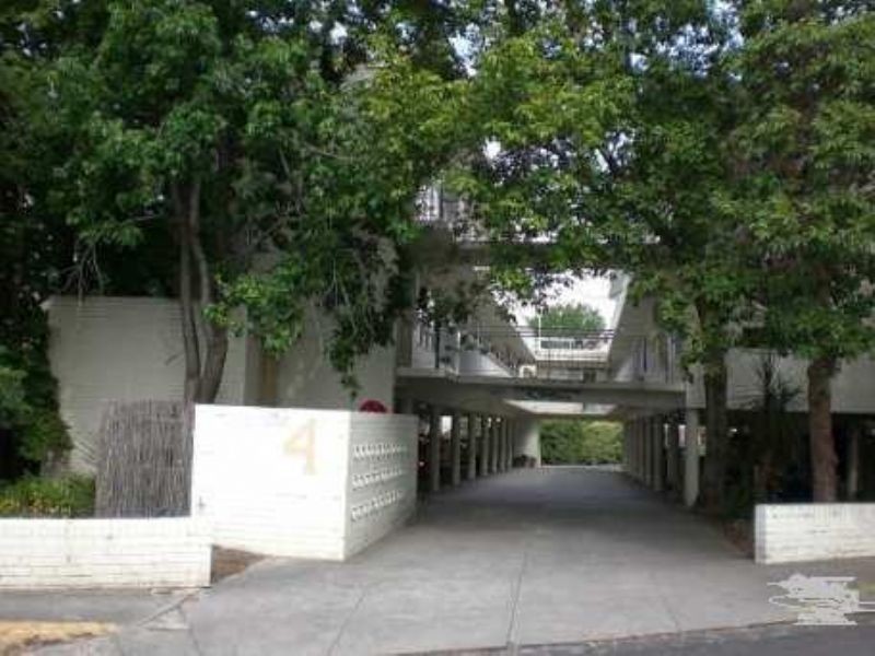 20/4 Wando Grove, St Kilda East VIC 3183