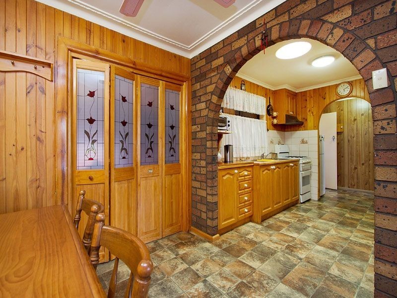 2 Dorothy Court, Clayton South VIC 3169