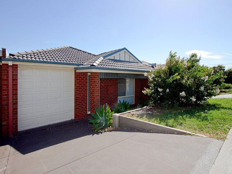 2/41-49  Tully Road, Clarinda VIC 3169