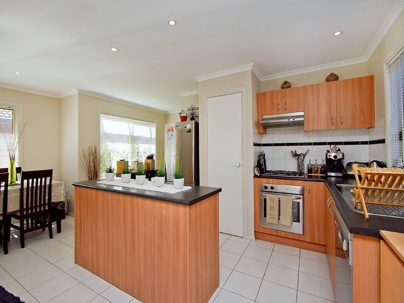 2/41-49  Tully Road, Clarinda VIC 3169