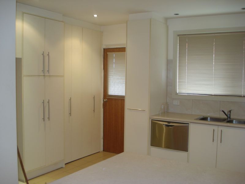 1/9 Moore Avenue, Clayton South VIC 3169