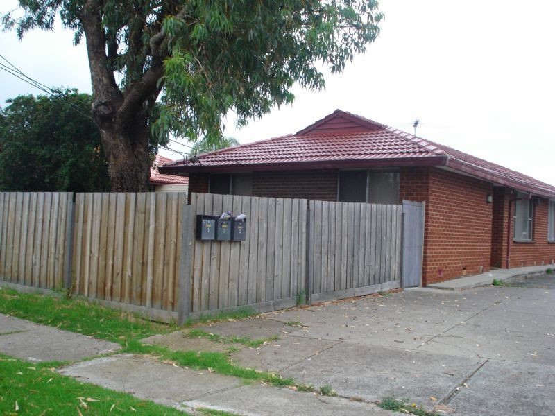 1/9 Moore Avenue, Clayton South VIC 3169