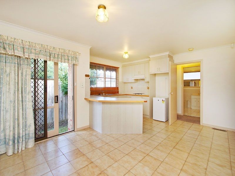 2/41 Glenbrook Ave, Clayton VIC 3168