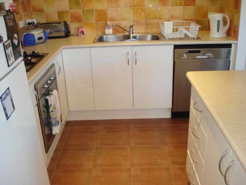 2/145 West Street, Hadfield VIC 3046