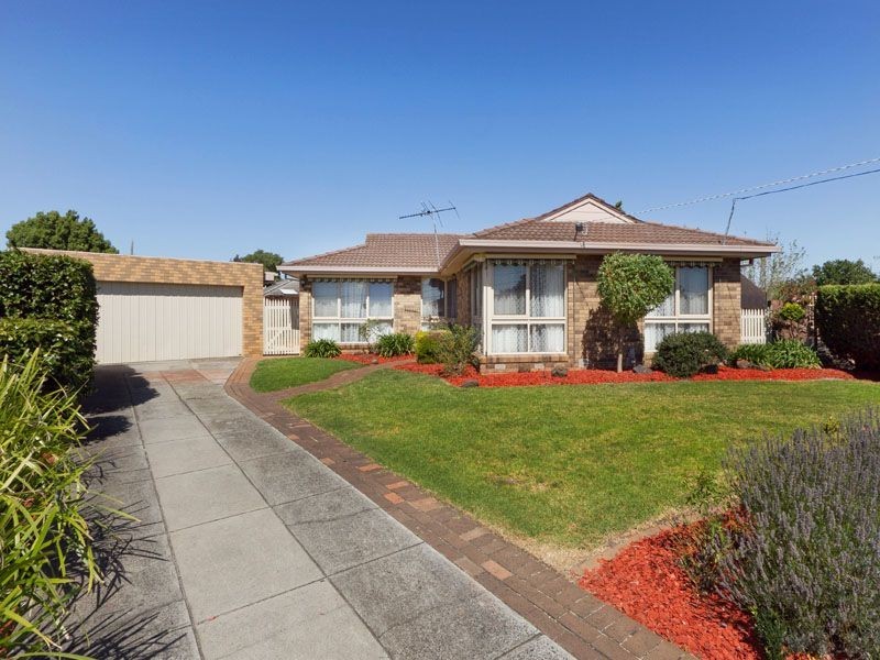 4 Fry Court, Clarinda VIC 3169