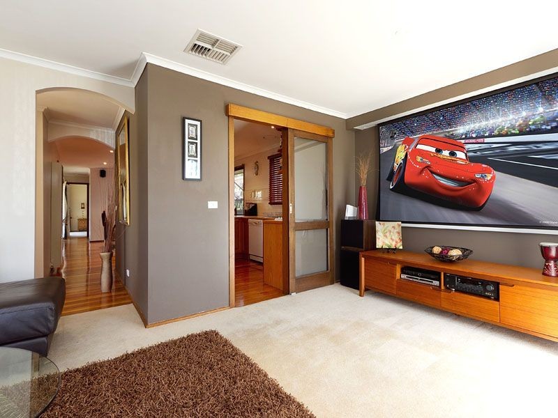 4 Fry Court, Clarinda VIC 3169